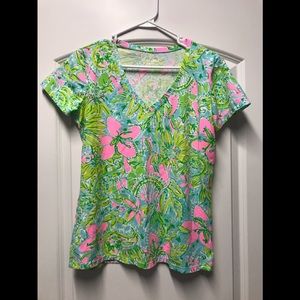 Lilly’s Pulitzer Summer top- Large